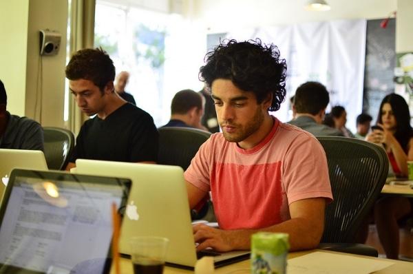 Latino coding summit was held Saturday at Stanford (Photo : Flickr)