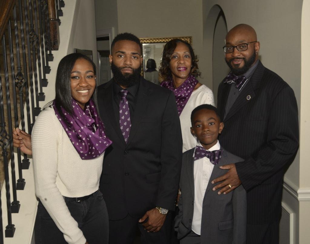 Dr. Alvin S. Perry with his wife and three children (photo credit: Jerome Dorn of 'In Da House Media')