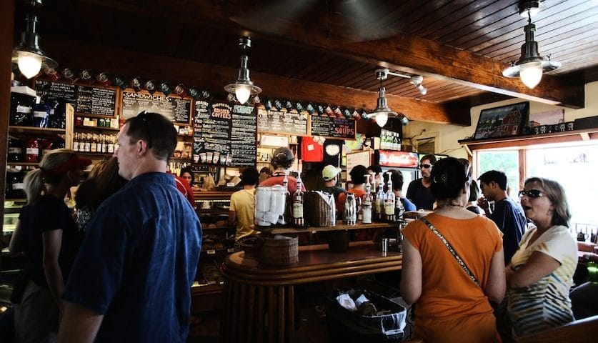 The Three Methods Of Ordering Food: Which Should Your Restaurant Use?