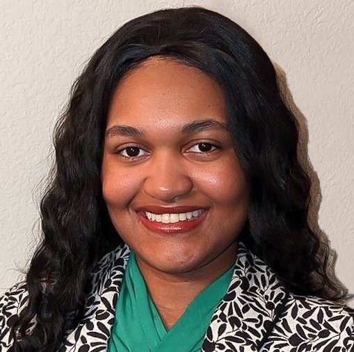 Tia+Headshot+Edit (2)