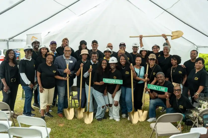 Attendees at the TDS Builders Rosewood Ridge groundbreaking
