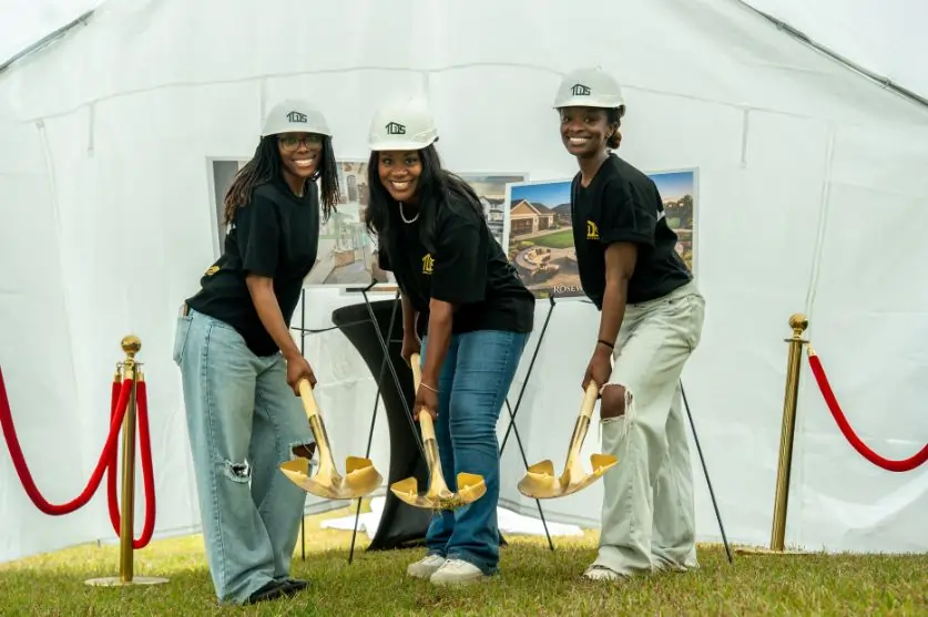 Sydney, Taylor and Medina Jett, Fpunders of TDS Builders